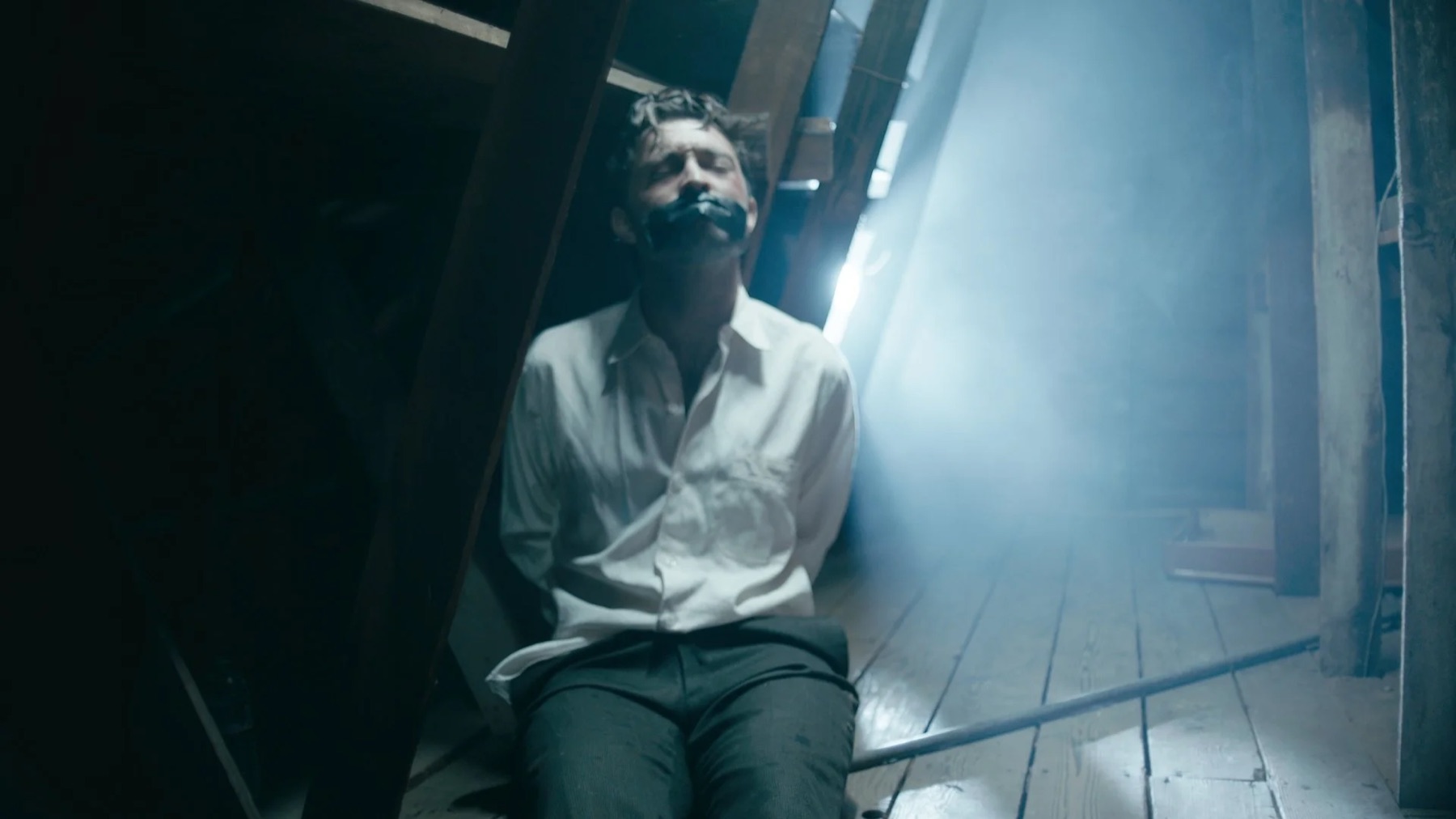 Ring — still 4